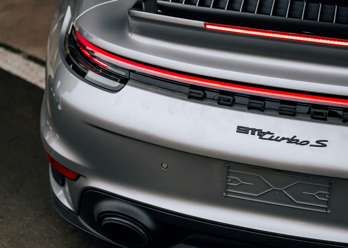 Porsche 911 Turbo S, exemple de voiture de prestige achetée via un mandataire acheteur